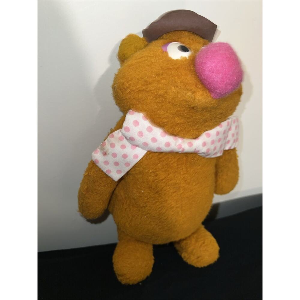 Vintage 1976 Fisher Price‎ - Fozzie Bear 14" Plush Muppets Jim Henson w/ Hat - Picture 3 of 6